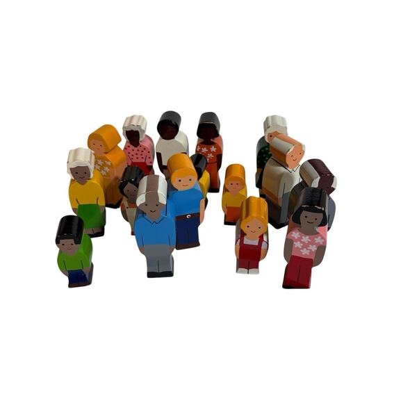 Wooden People Of The World Play set Educational Toys 16 Multi-Cultural Figures - Picture 1 of 4